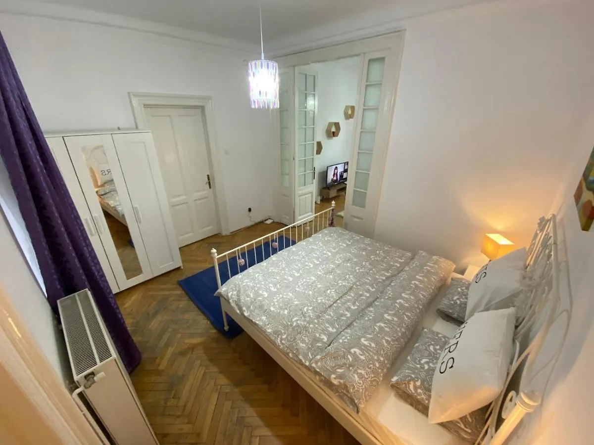 בוקרשט Union Square Sweethome 0*,  רומניה